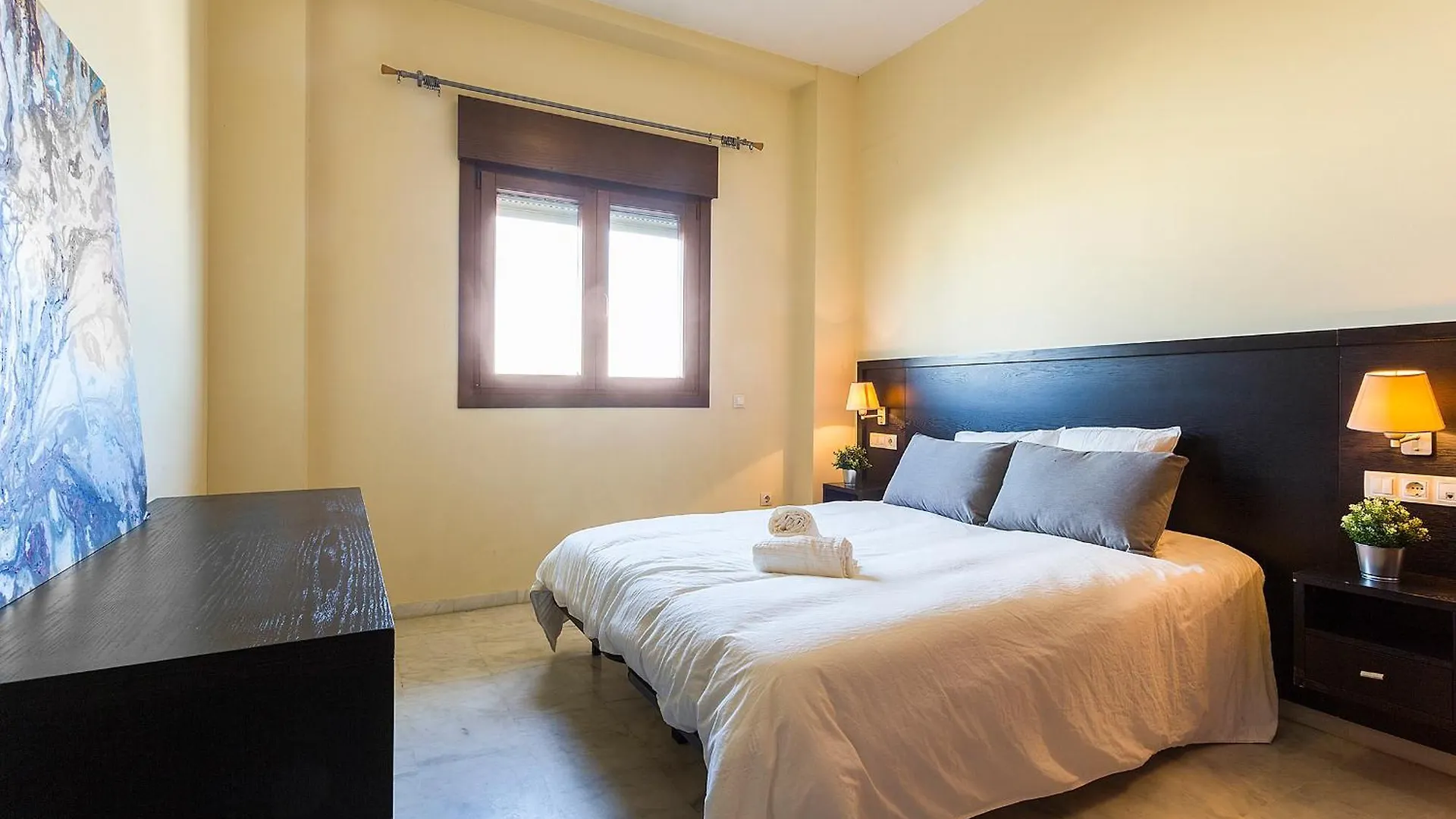 Luxsevilla Piscina Parking Gratis Bormujos 0*,