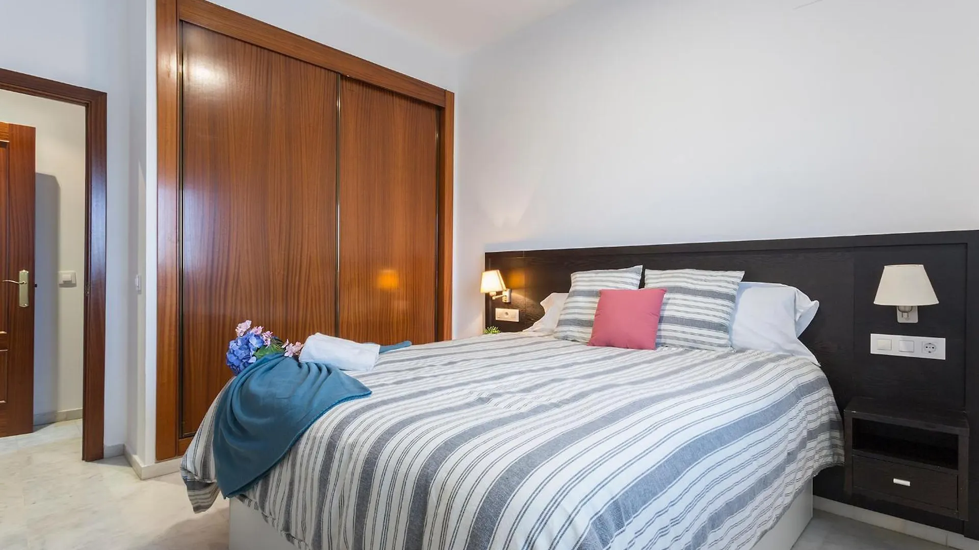 Luxsevilla Piscina Parking Gratis Bormujos Appartement